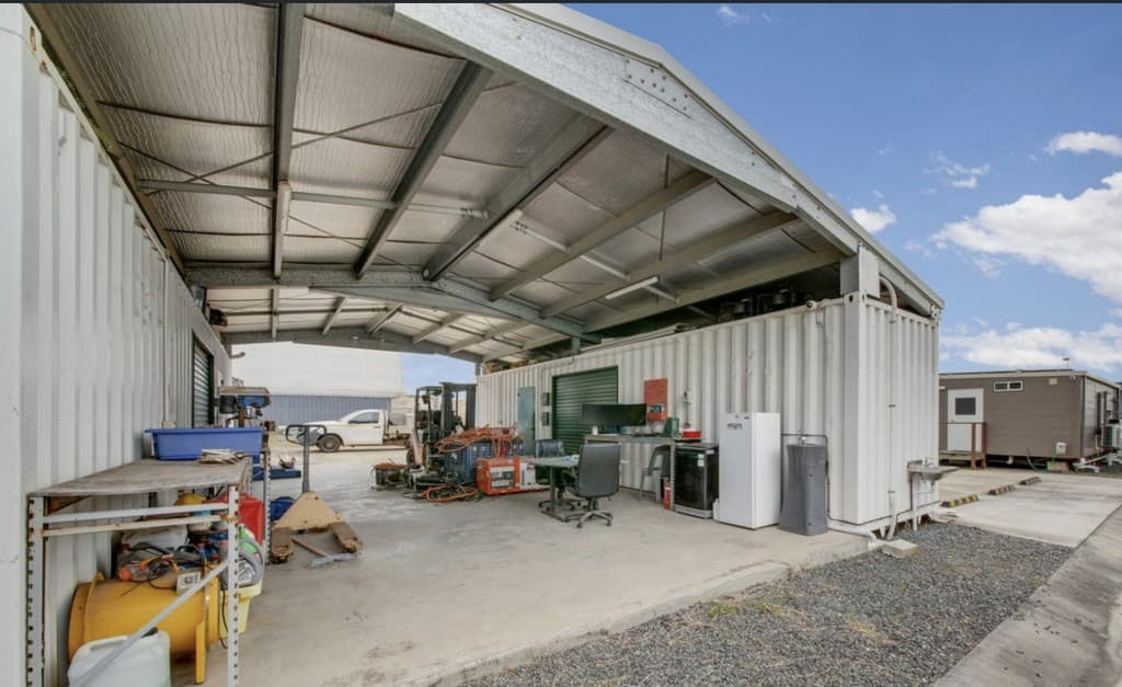 Gladstone Industrial - Industrial & Warehouse